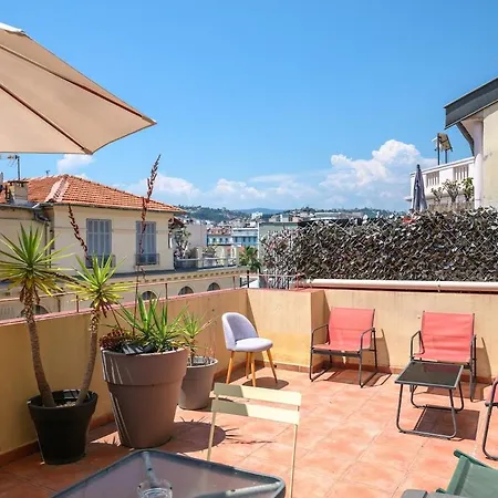 Bright & Cosy W Terrace Ac Appartement